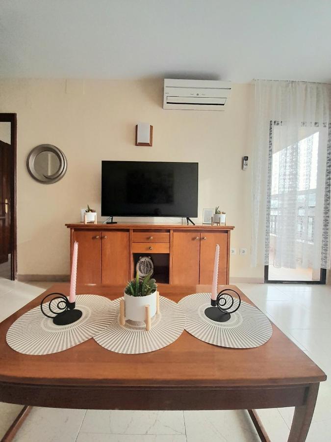 Nice Apartment In Hotel Ronda 4 First Beach Line Fuengirola Exteriör bild