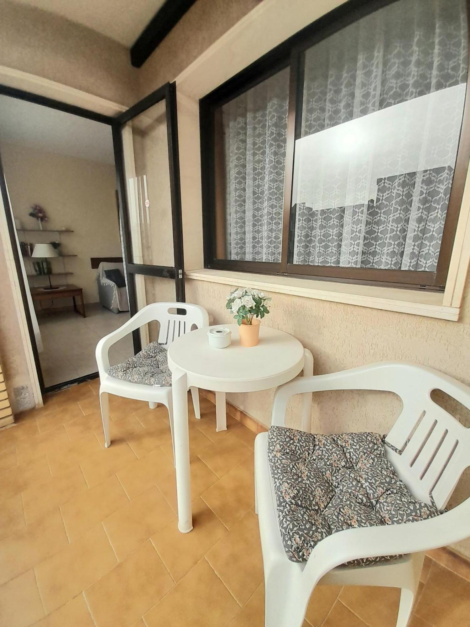 Nice Apartment In Hotel Ronda 4 First Beach Line Fuengirola Exteriör bild