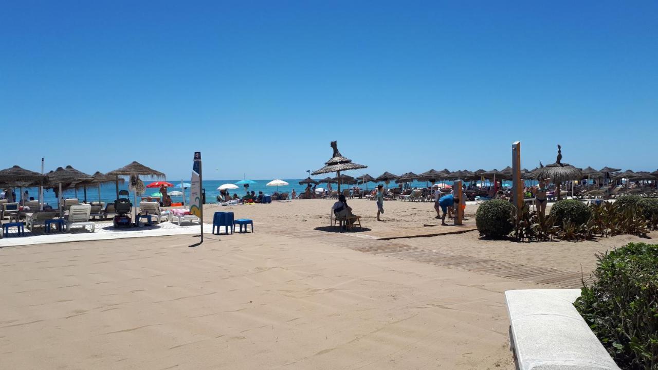 Nice Apartment In Hotel Ronda 4 First Beach Line Fuengirola Exteriör bild